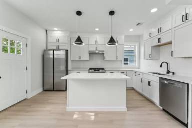 Main picture of 47 Brackett St