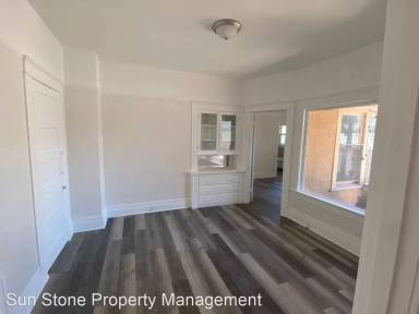 Main picture of 963 Price Ave