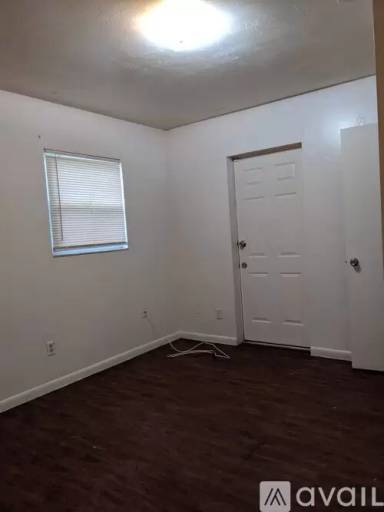 Main picture of 9630 N 10th St