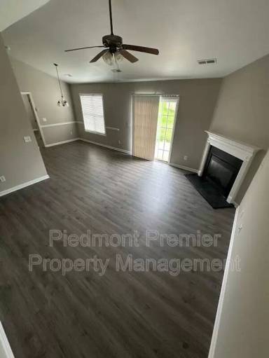 Main picture of 5769 Fox Chase Dr
