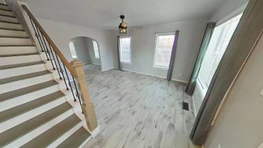 Main picture of 1131 NW Elm Ave