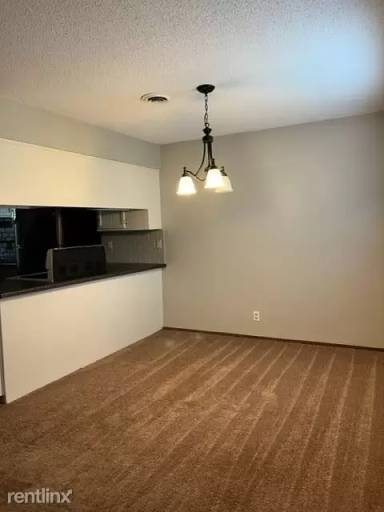Main picture of 3022 Massachusetts Ave