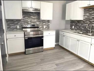 Main picture of 738 W Grover St
