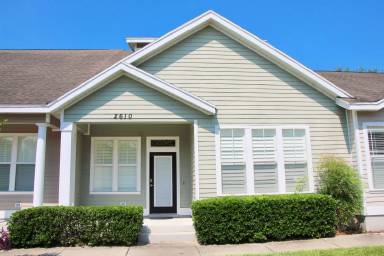 Main picture of 2610 SW 87th Way