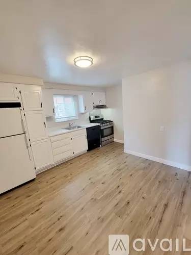 Main picture of 1775 Potomac Ave