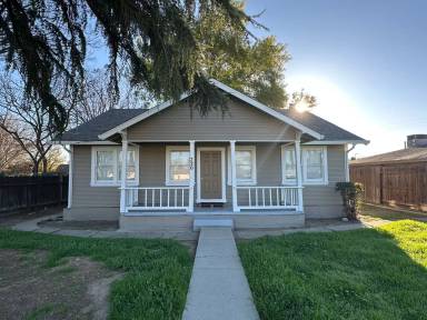 Main picture of 720 Ward Ave
