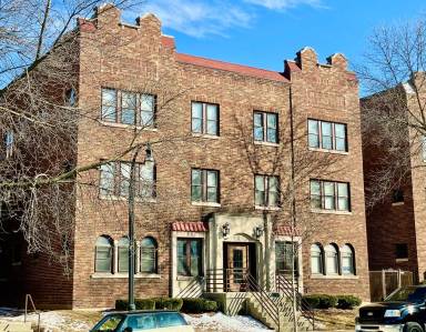 Main picture of 4468 N Oakland Ave