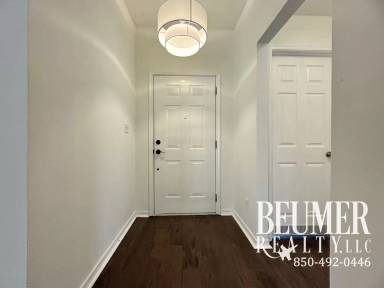 Main picture of 628 Reservation Ave