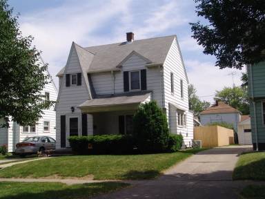 Main picture of 135 W Capistrano Ave