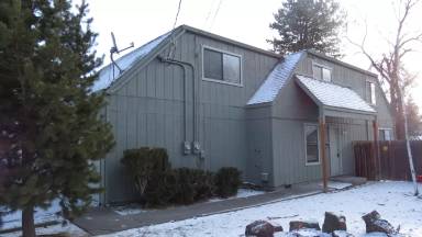 Main picture of 414 NW Bond St