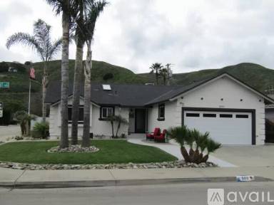 Main picture of 913 W Loquat Ct