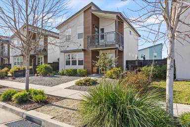 Main picture of 1802 Notre Dame Blvd