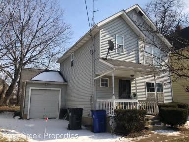 Main picture of 3375 E 117th St