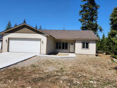 Main picture of 5083 W Jefferson St