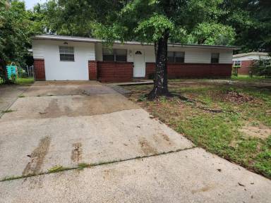 Main picture of 6565 Julia Dr