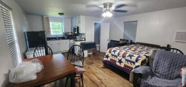 Main picture of 1195 Amaryllis Rd