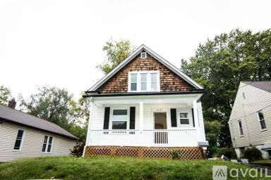 Main picture of 2937 Kincaid Ave