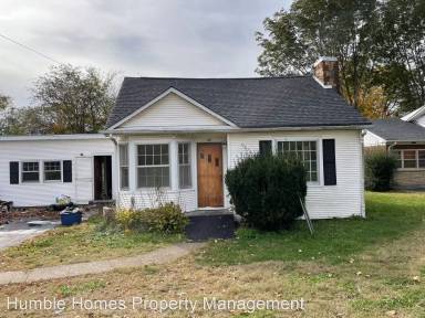 Main picture of 1017 N Main St