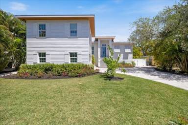 Main picture of 3919 Roberts Point Rd