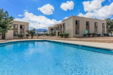 Main picture of Falcon Court Apartments