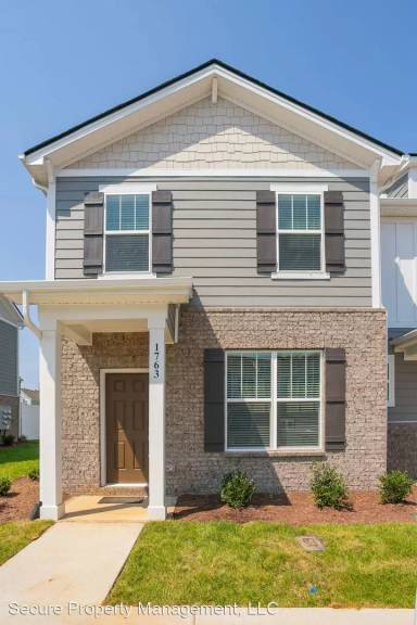 Main picture of 1723 Frodo Way