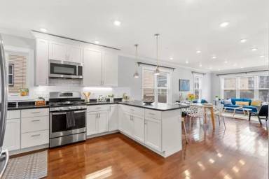 Main picture of 9-11 Lourdes Ave