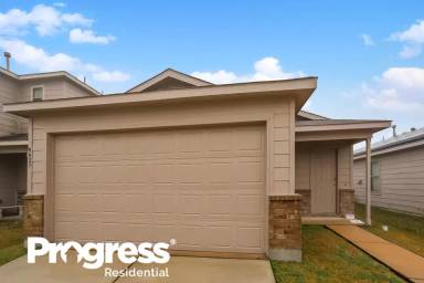 Main picture of 9927 Sanders Rose Ln