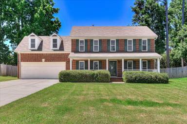 Main picture of 1318 Maple Leaf Ct