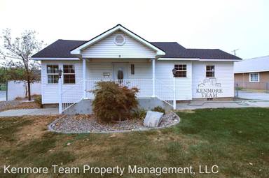 Main picture of 1315 W Irving St