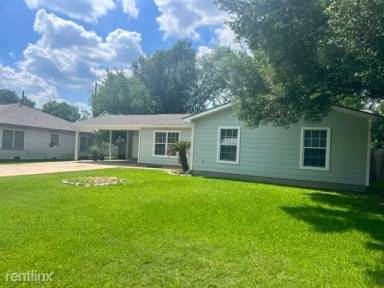 Main picture of 112 Highland Dr