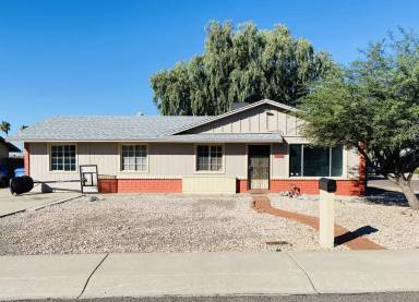 Main picture of 19420 N 5th Dr