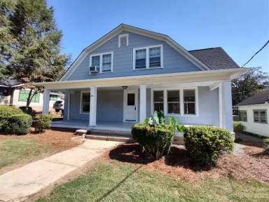 Main picture of 330 8th Ave NE