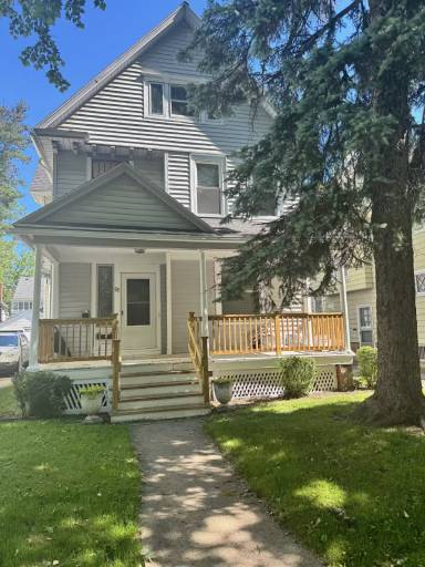 Main picture of 98 Melrose St