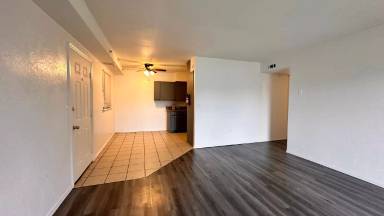 Main picture of 2700 N Lindsay Ave