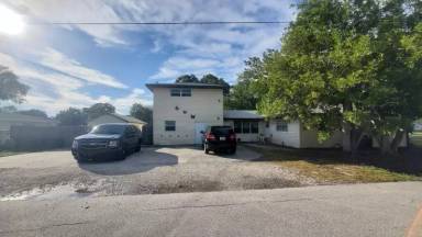 Main picture of 2104 55th Ave W