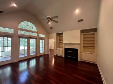Main picture of 361 Remington Run Way