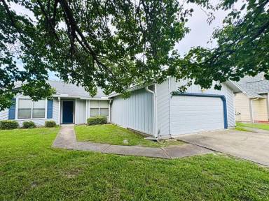 Main picture of 101 Pleasant Breeze Way
