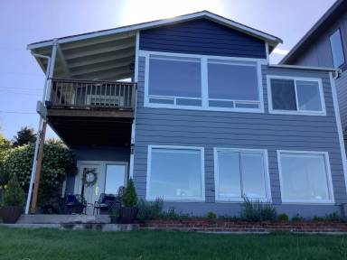Main picture of 406 Farragut Ave N