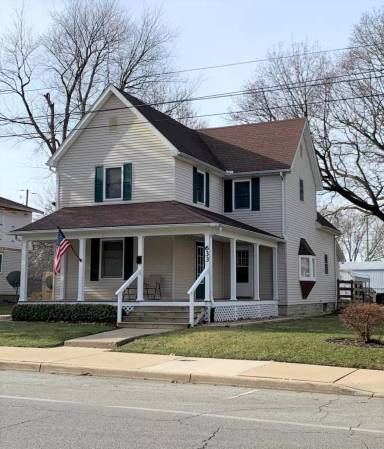 Main picture of 633 S Main St