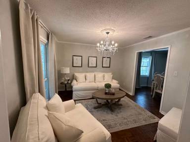 Main picture of 1625 Norwich Ct