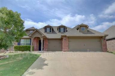 Main picture of 13334 S 21st St