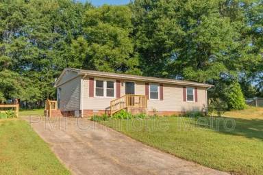 Main picture of 1147 Farewell Dr