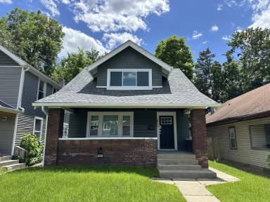 Main picture of 1059 W 35th St