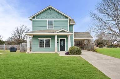 Main picture of 1124 N Penelope St