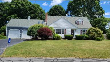 Main picture of 28 William Ave