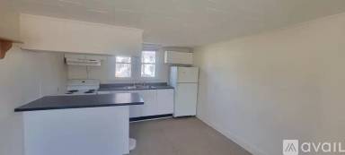 Main picture of 8 Spring St