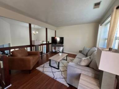 Main picture of 2440 Whitney Ct