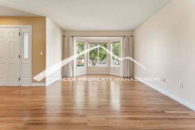 Main picture of 9220 Upham Way