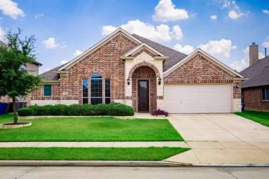 Main picture of 2436 Hammock Lake Dr