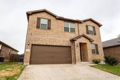 Main picture of 929 Myrna Bnd